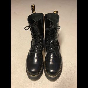 Doc martens Jadon HI size 11 mens(US)